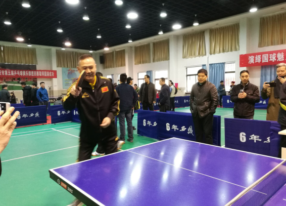 “6年西凤杯”西安市第五届乒乓球俱乐部巡回赛火热开打